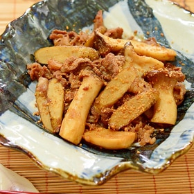 ご飯が進む！牛肉と牛蒡の☆ゴマゴマ炒め